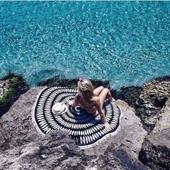 Aztec Boho Tassel Blanket/Towel/Rug Dorm Decor - Picture 3 of 10